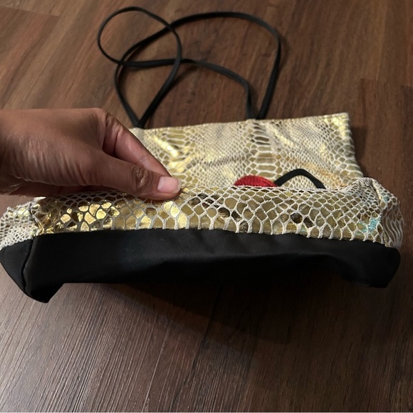 Sanrio Hello Kitty Gold Metallic Tote Bag - Picture 7 of 11